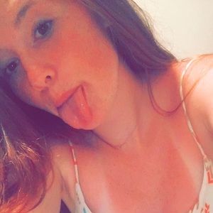 Meet your Posher, Desiree